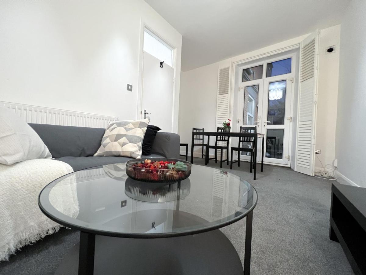 Ferienwohnung Stylish 3 Bed Flat With Garden London Exterior foto